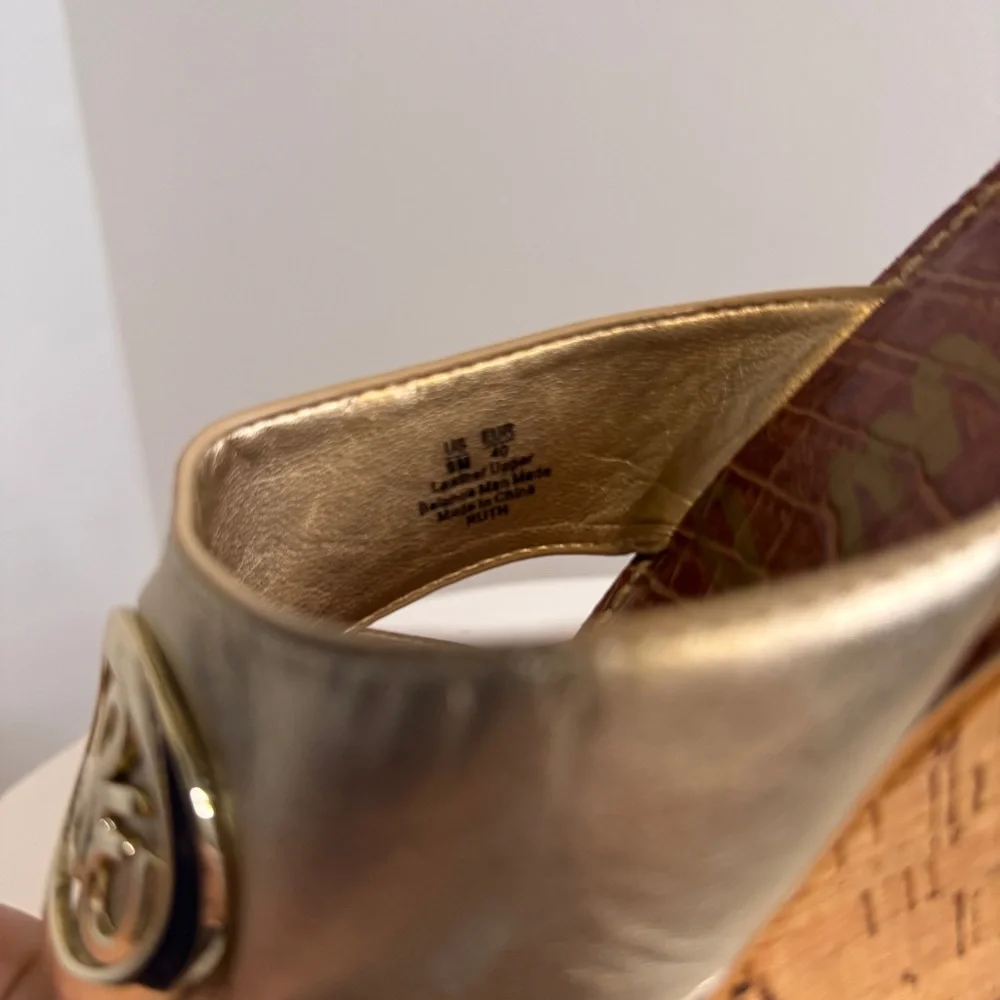 Sam Edelman Metallic Gold ROMY Wedge Cork Thong Sandals - Size 9